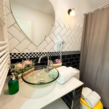 Calypso Apartment