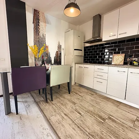 Calypso Apartment Craiova